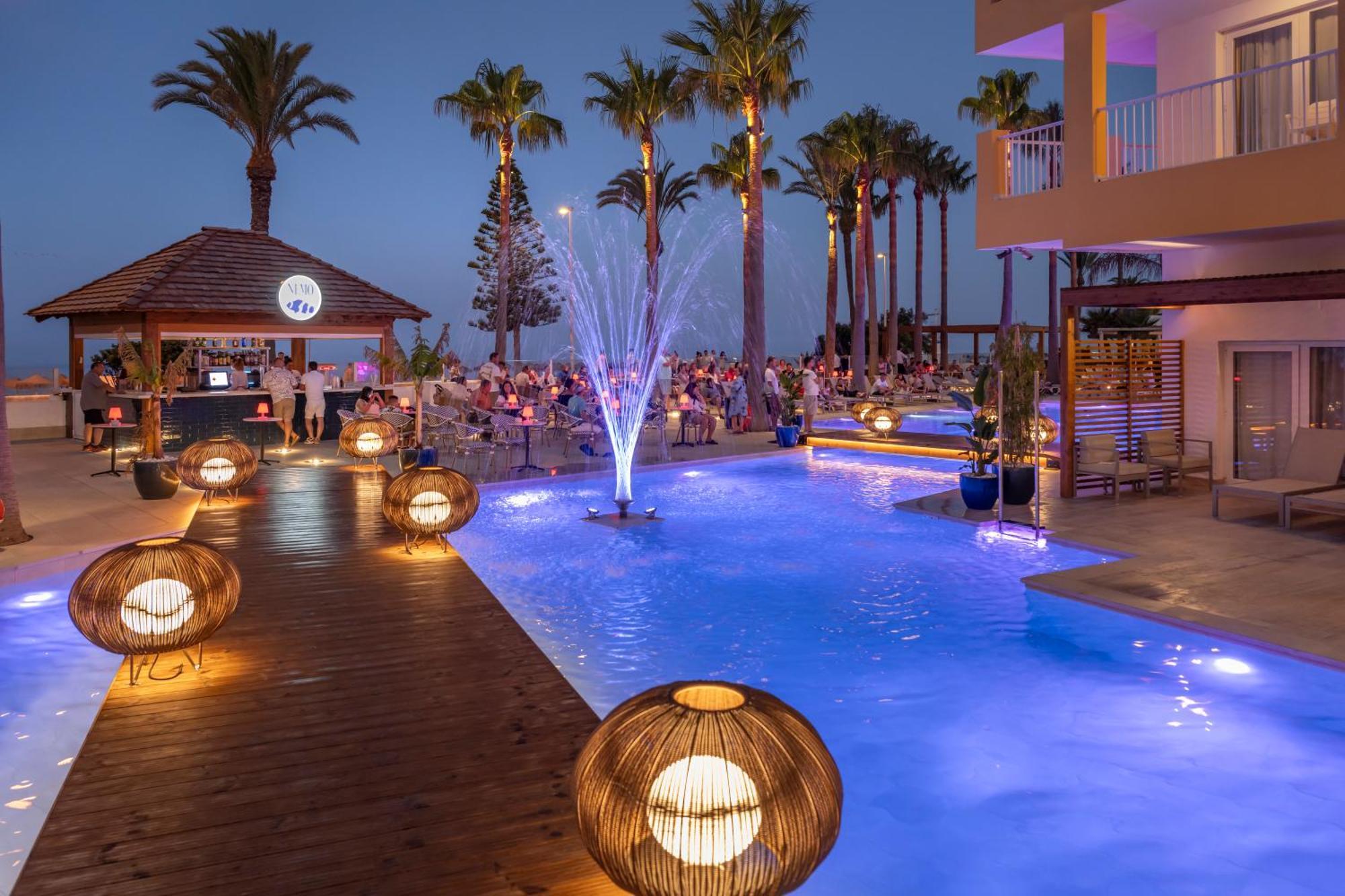 Mediterraneo Bay Hotel & Resort Roquetas de Mar Kültér fotó